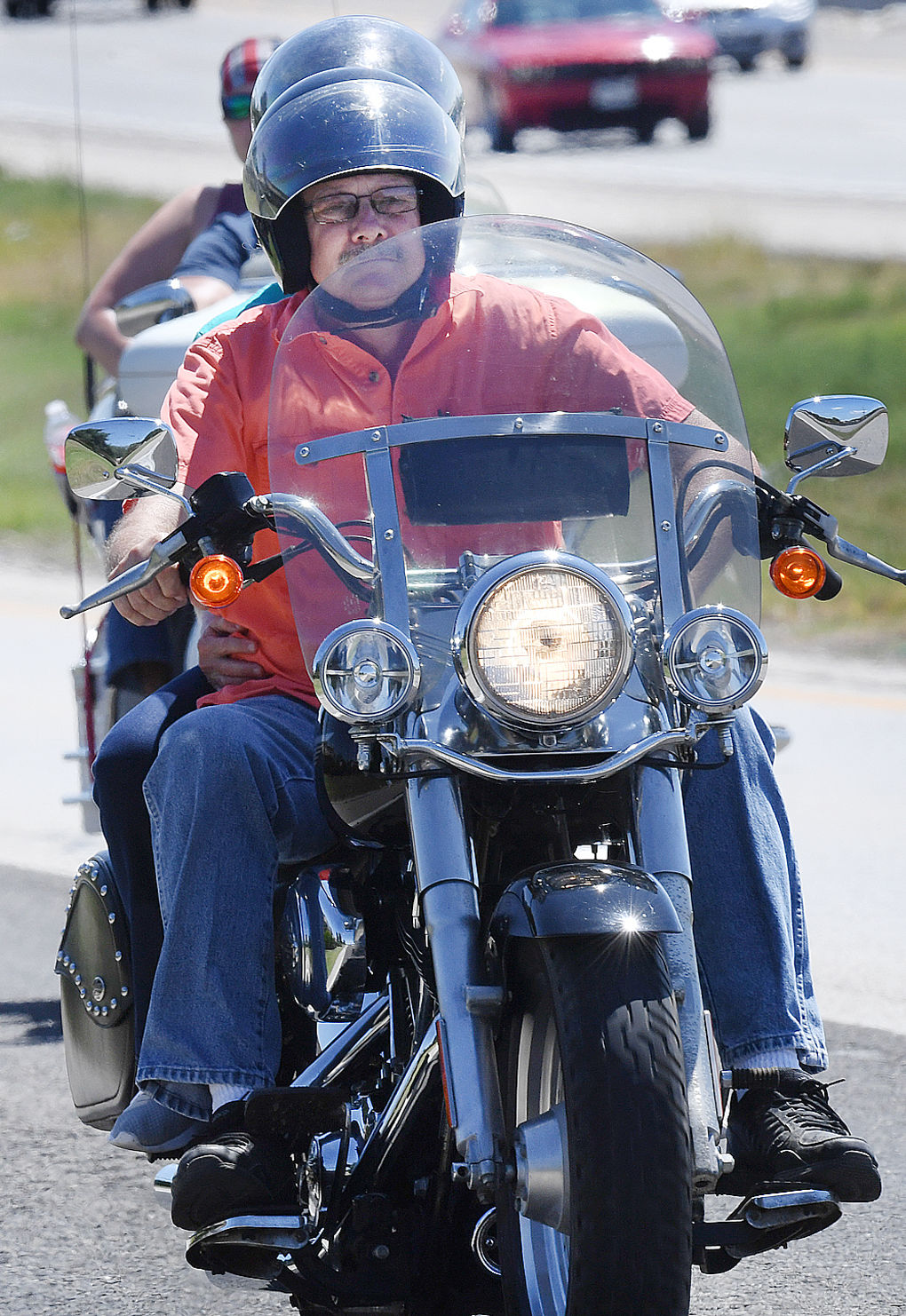 Hundreds of bikers ride in 9/11 memorial